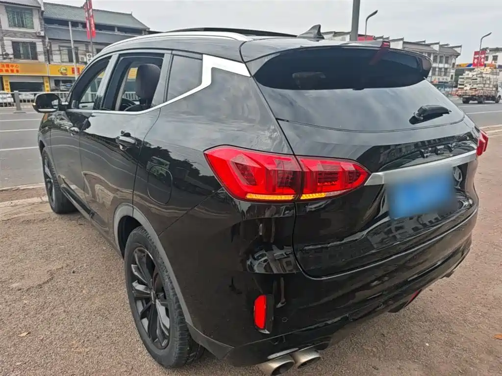 WEY VV6 2.0 T 2 WD Smart Guard +