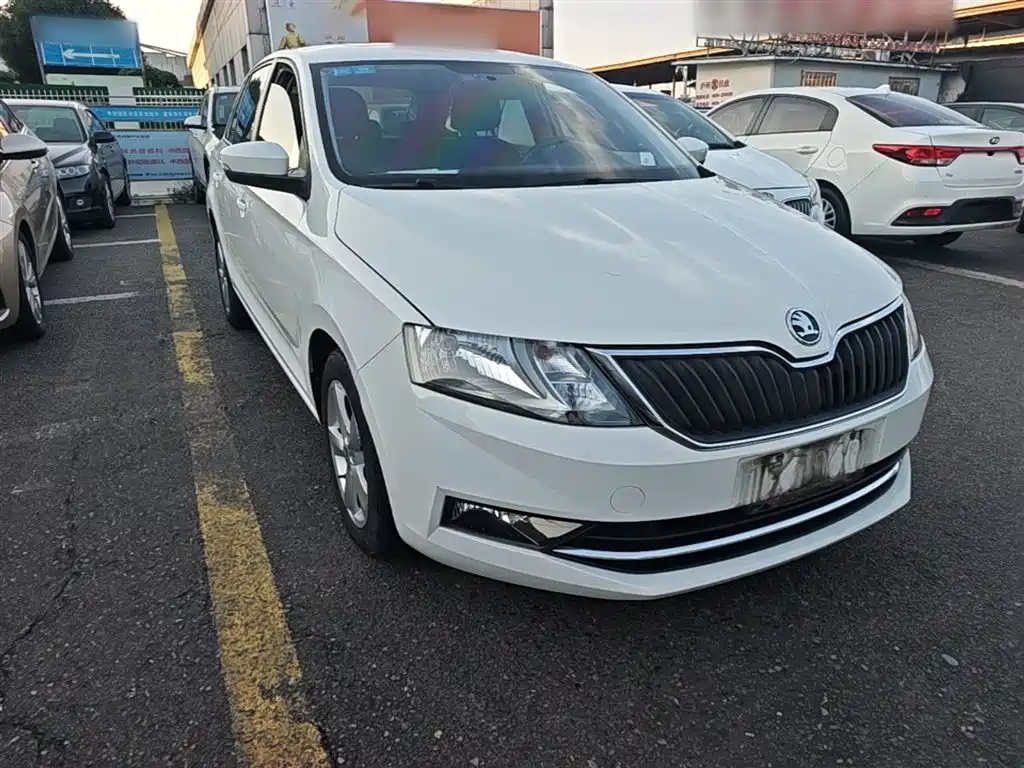 Rapid Spaceback 昕动 2019款 改款 1.5 L 自动舒适版 国V