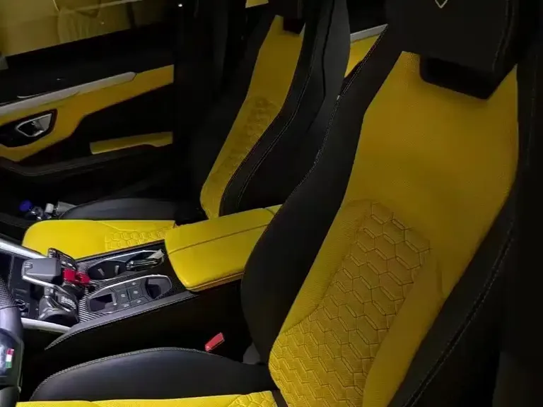 Lamborghini Urus 4.0 T V8
