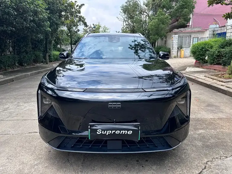 Geely Galaxy L7 1.5 T 115 km PLUS Dragon