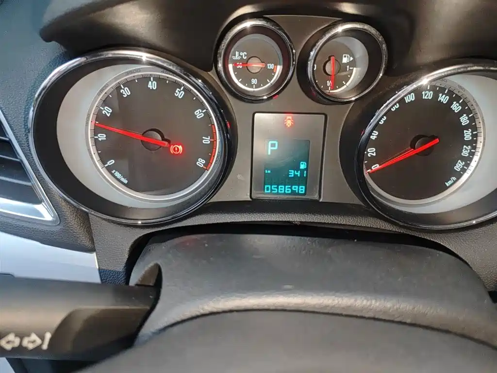 Encore 1.4 T Auto 2 WD Urban Elite