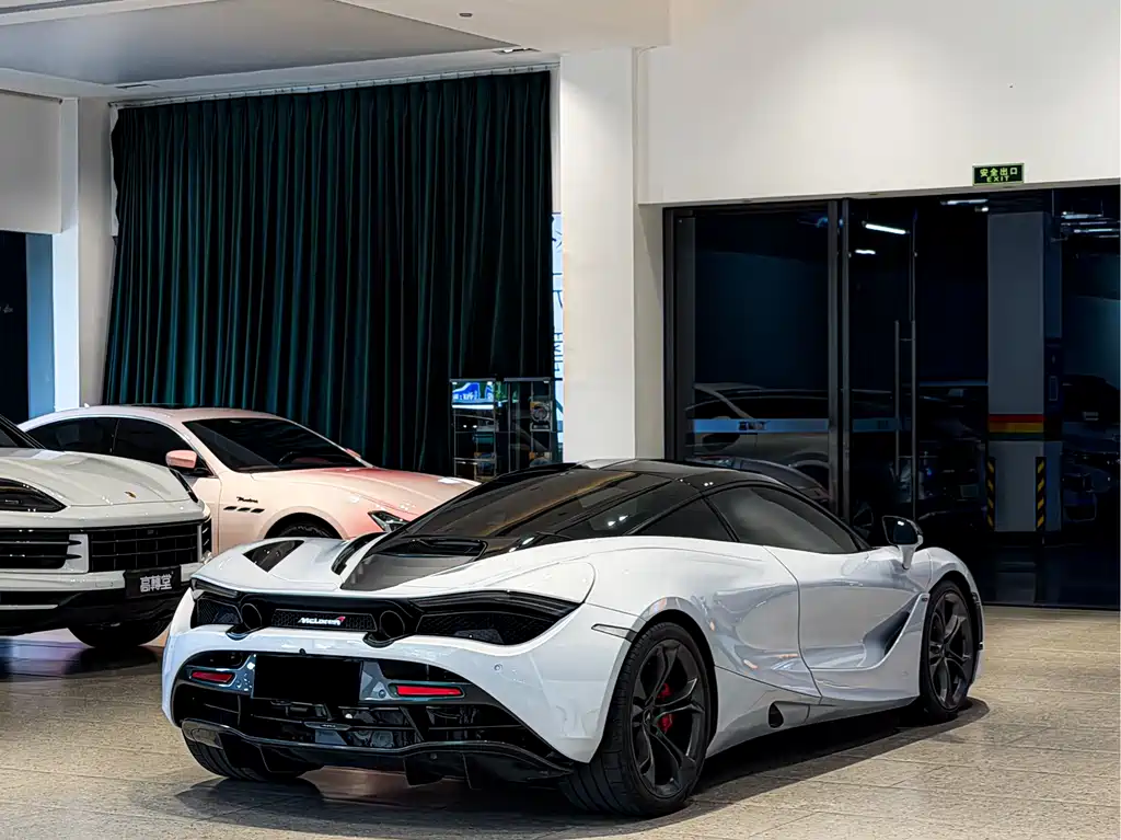 McLaren 720 S 4.0 T Coupe