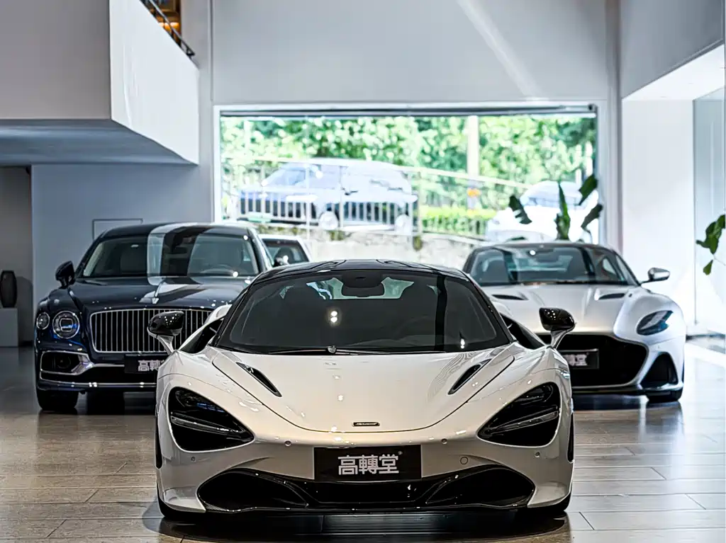 McLaren 720 S 4.0 T Coupe