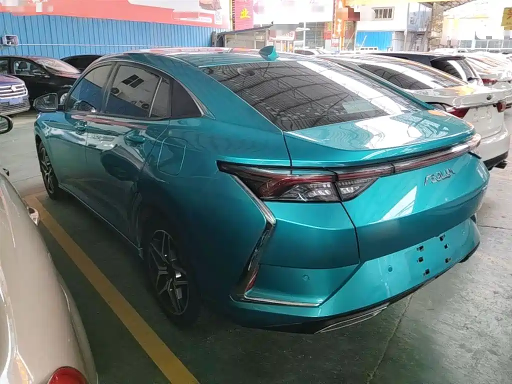 Yixuan 230 T Auto Shadow Chase