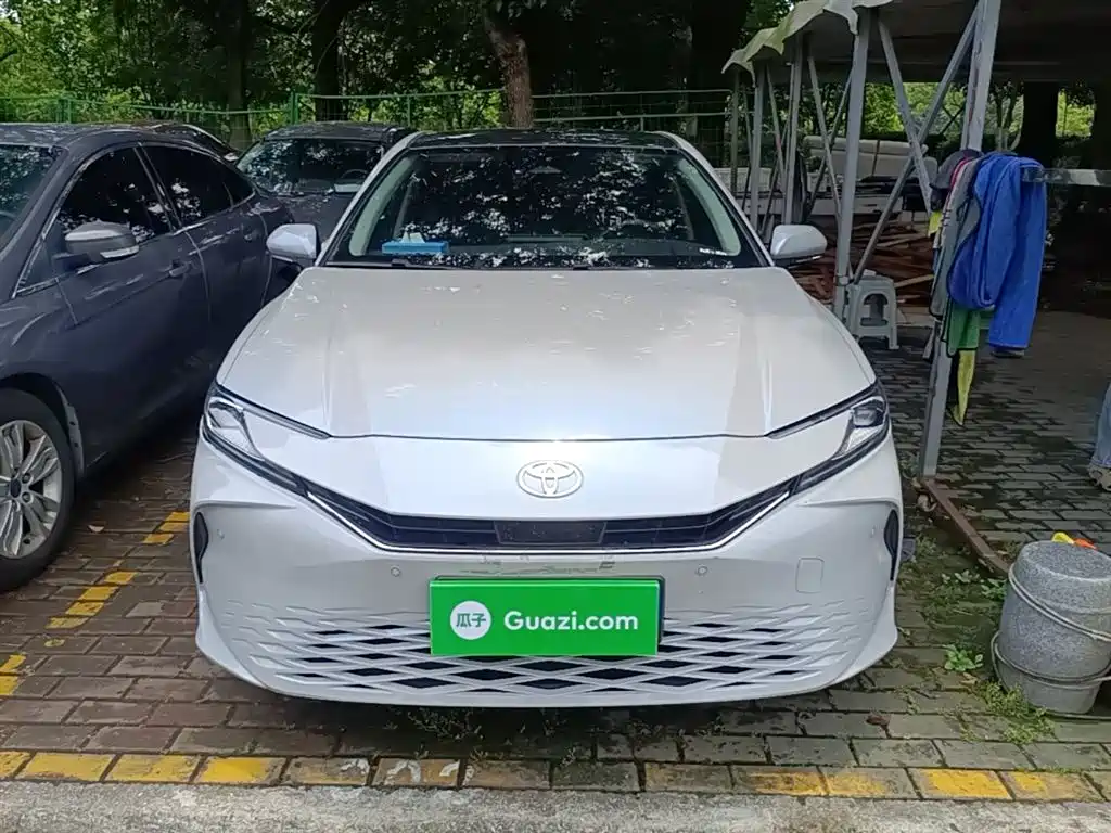 Camry Dual Engine 2.5 HG Distinguished