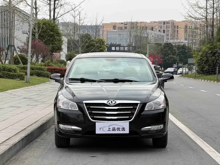 Dongfeng Fengshen S30 东风风神S30 2011款 1.6 L 手动尊贵型