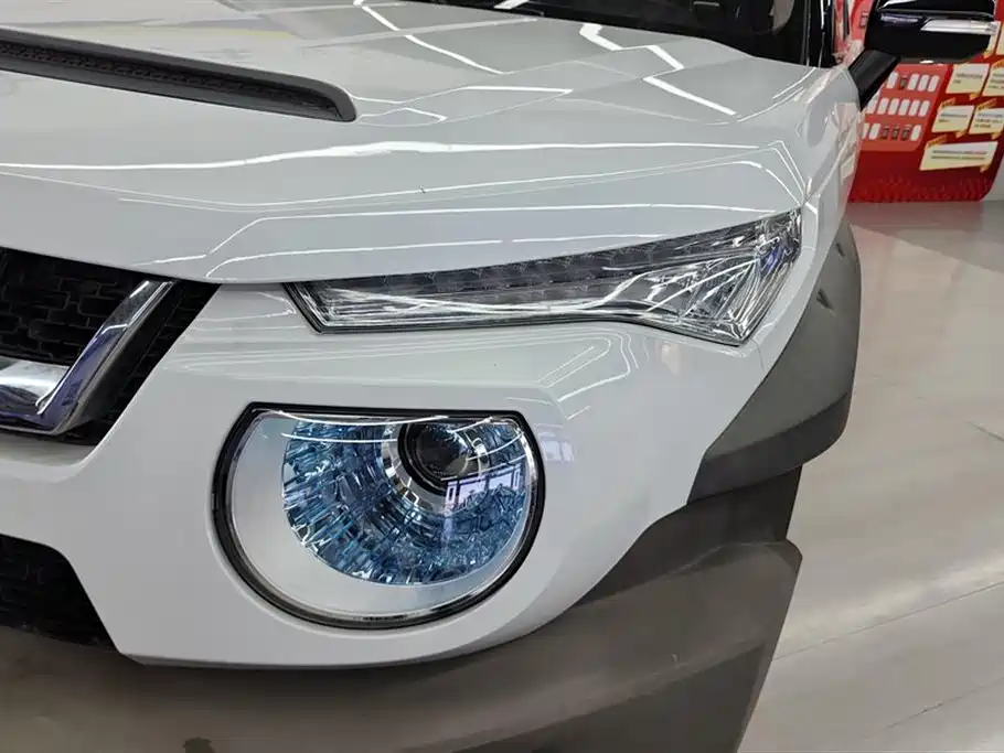 Beijing Offroad BJ20 1.5 T CVT Luxury