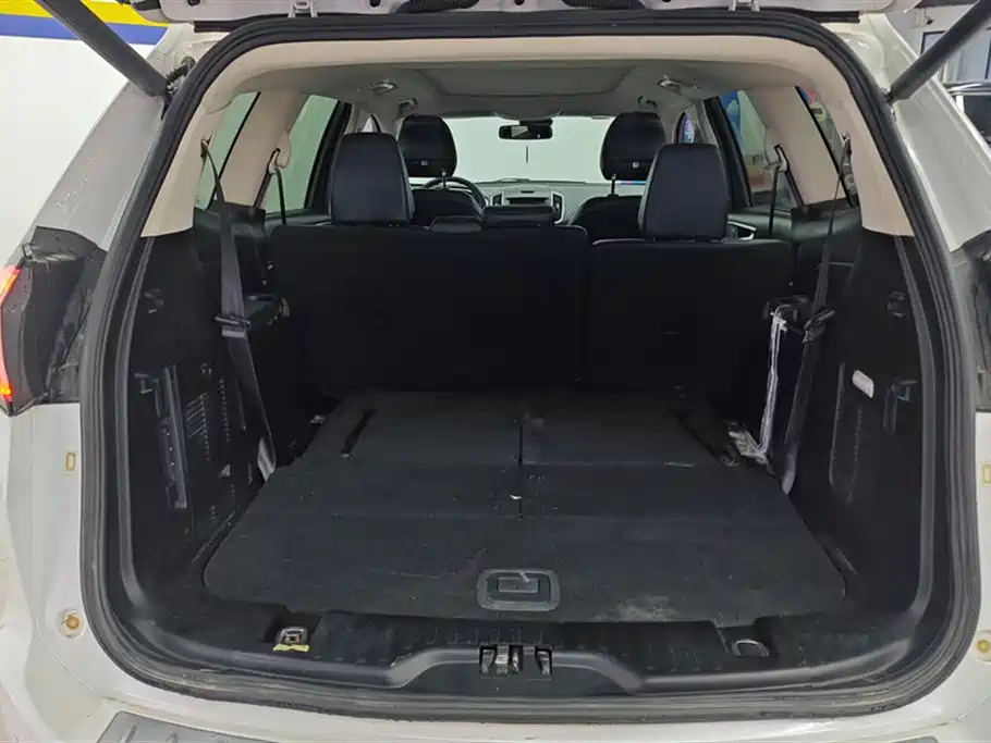 Edge EcoBoost 245 4 WD Grand Sharp 7-seat
