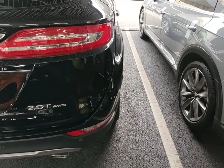 Lincoln MKC 2.0 T 4 WD Graceful CN-VI
