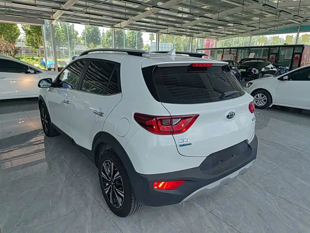 Stonic 1.4 L Auto Sport CN-VI