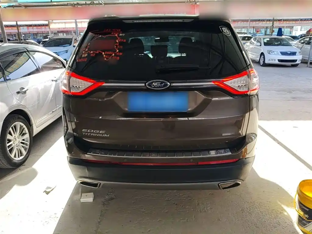 Edge EcoBoost 245 4 WD Supreme Sharp 7-seat