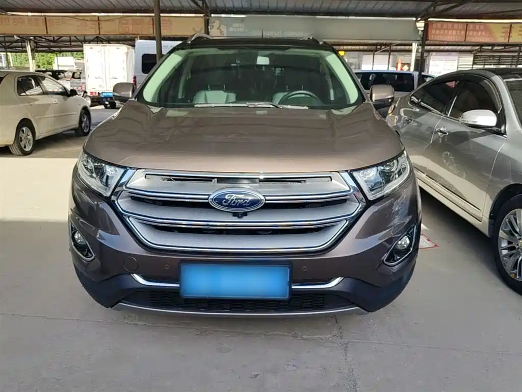 Edge EcoBoost 245 4 WD Supreme Sharp 7-seat