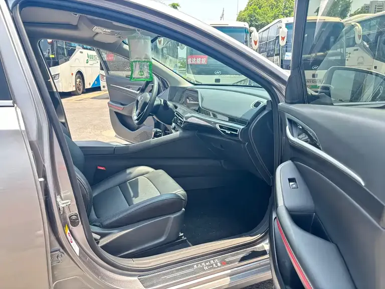 Changan Eado PLUS Blue Whale NE 1.4 T GDI DCT Distinguished
