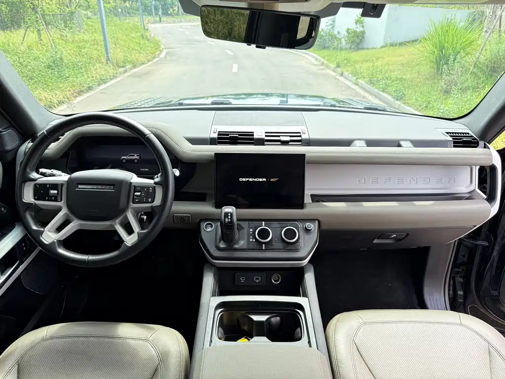 Land Rover Defender Facelift 90 3.0 T P400 XS
