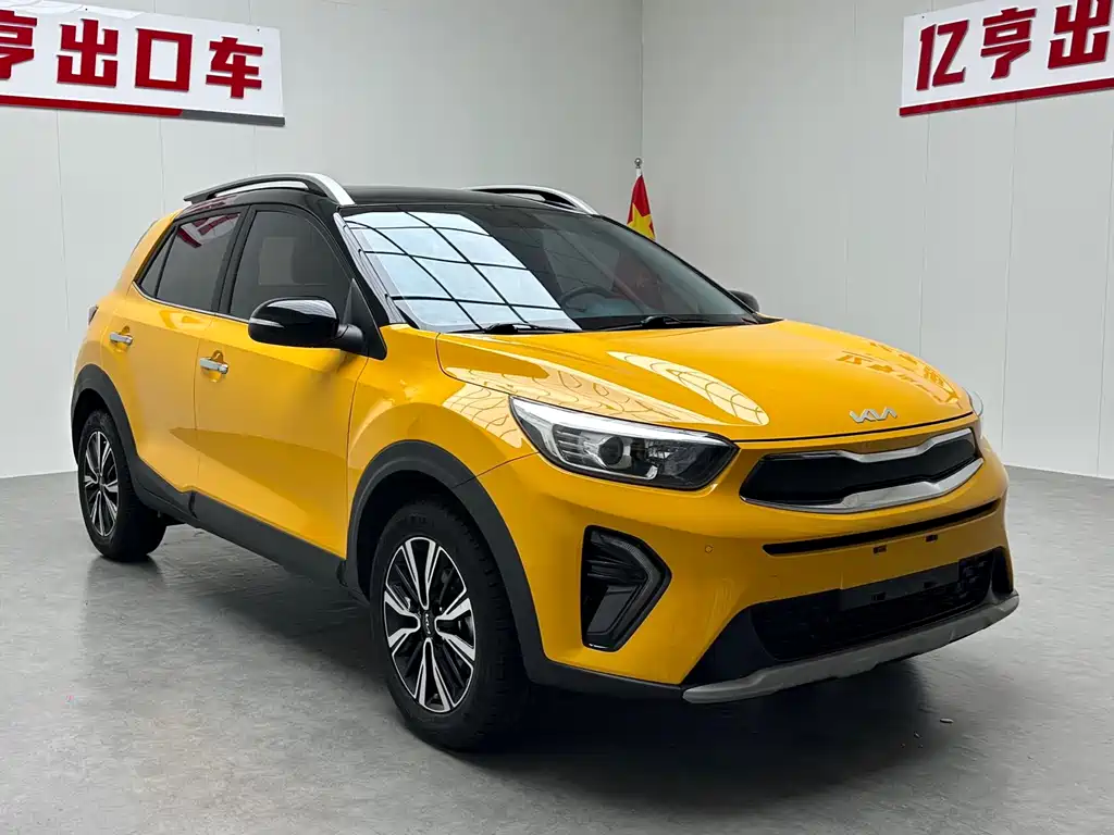 Stonic 1.4 L CVT Sunroof