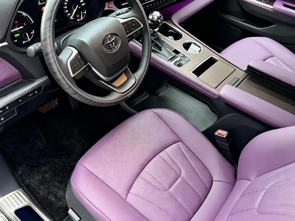 Granvia 2.5 L Hybrid Comfort