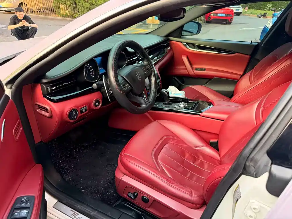 Quattroporte 3.0 T S Q4 Sport
