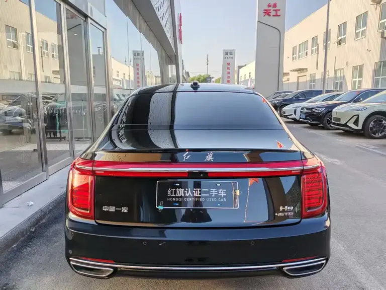 Hongqi H9 2.0 T Connected Flagship Enjoyment