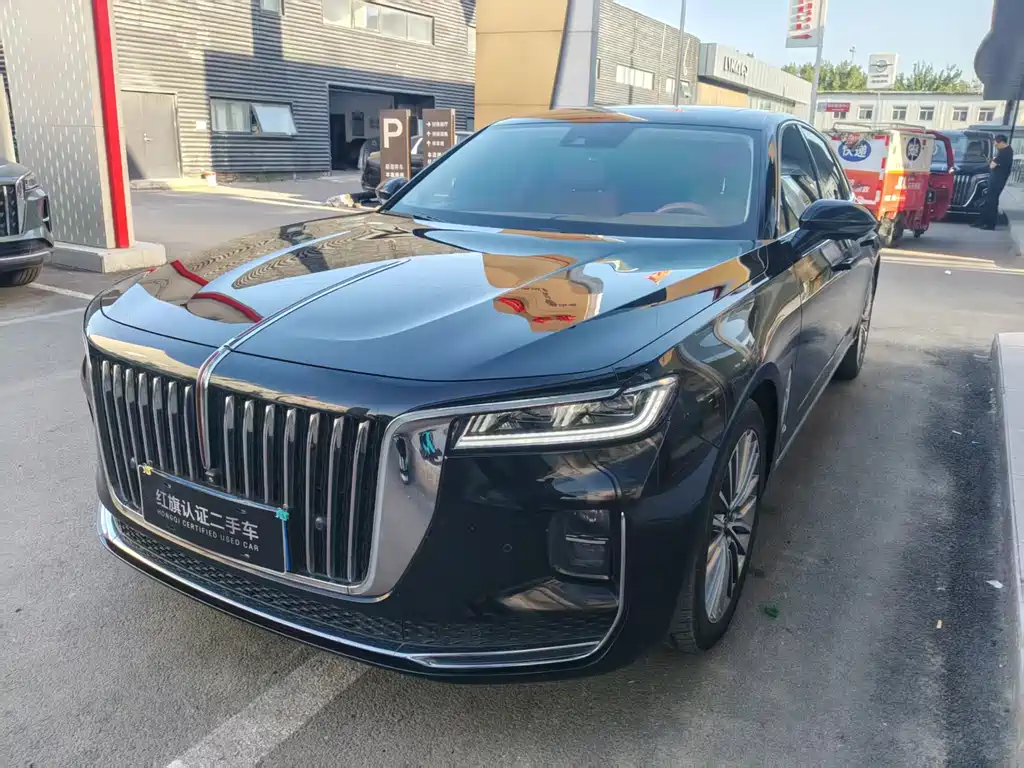 Hongqi H9 2.0 T Connected Flagship Enjoyment