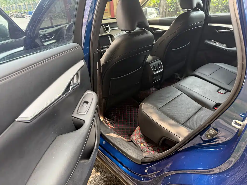 Infiniti QX50 2.0 T 2 WD Fashion