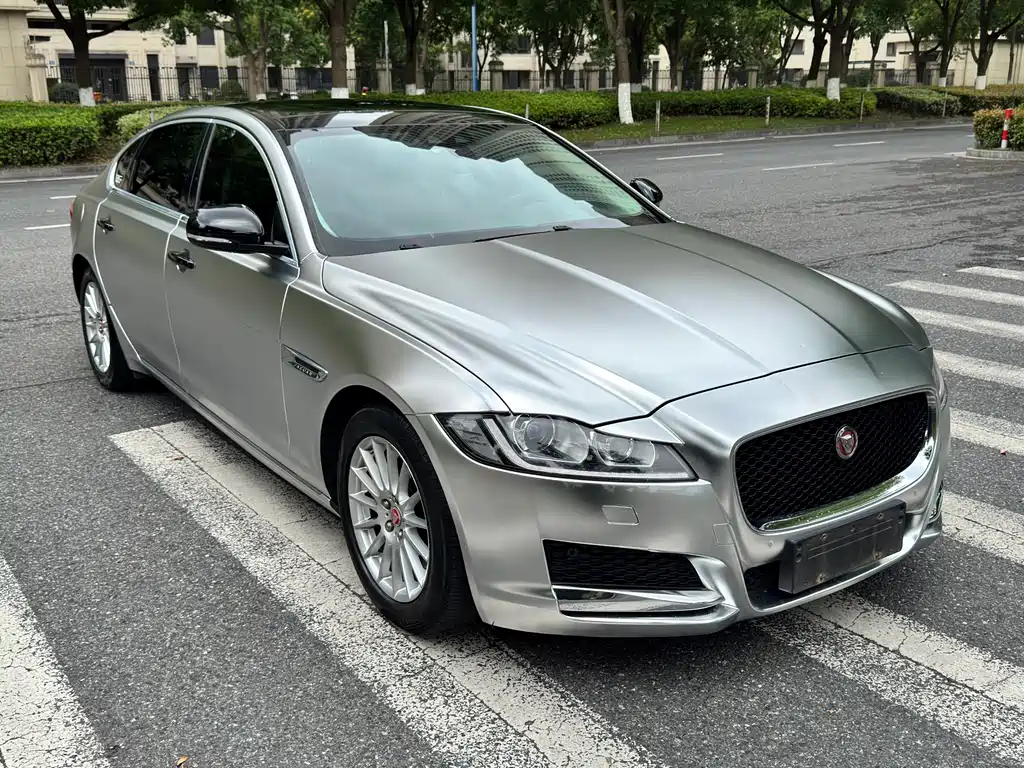 Jaguar XFL XFL 2.0 T 200 PS Elegance
