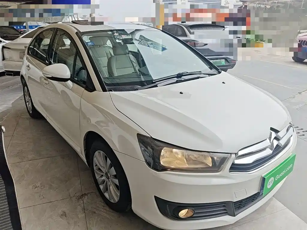 C-Quatre Hatchback 1.6 L Auto Joy Style