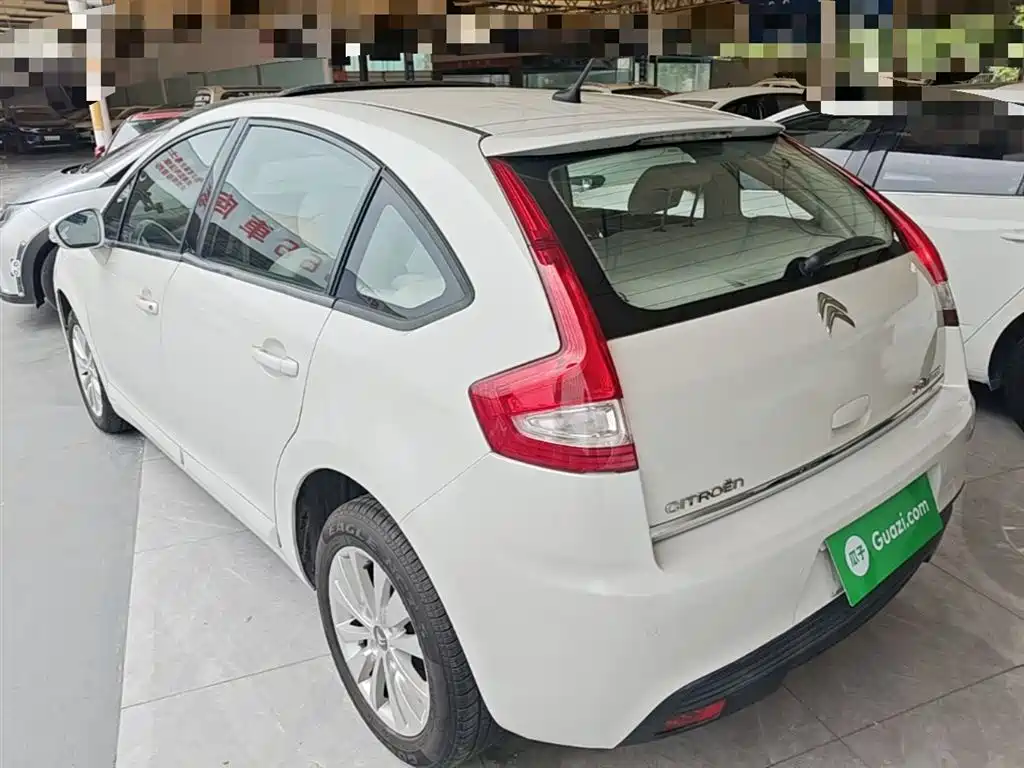C-Quatre Hatchback 1.6 L Auto Joy Style