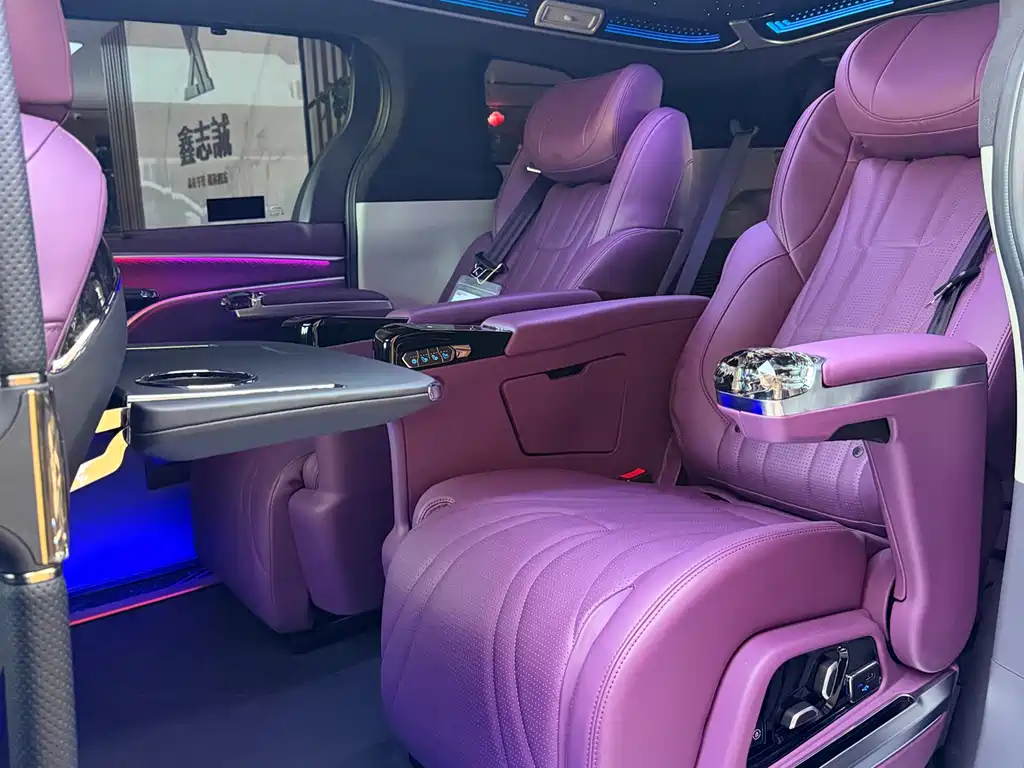 Granvia 2.5 L Hybrid Comfort