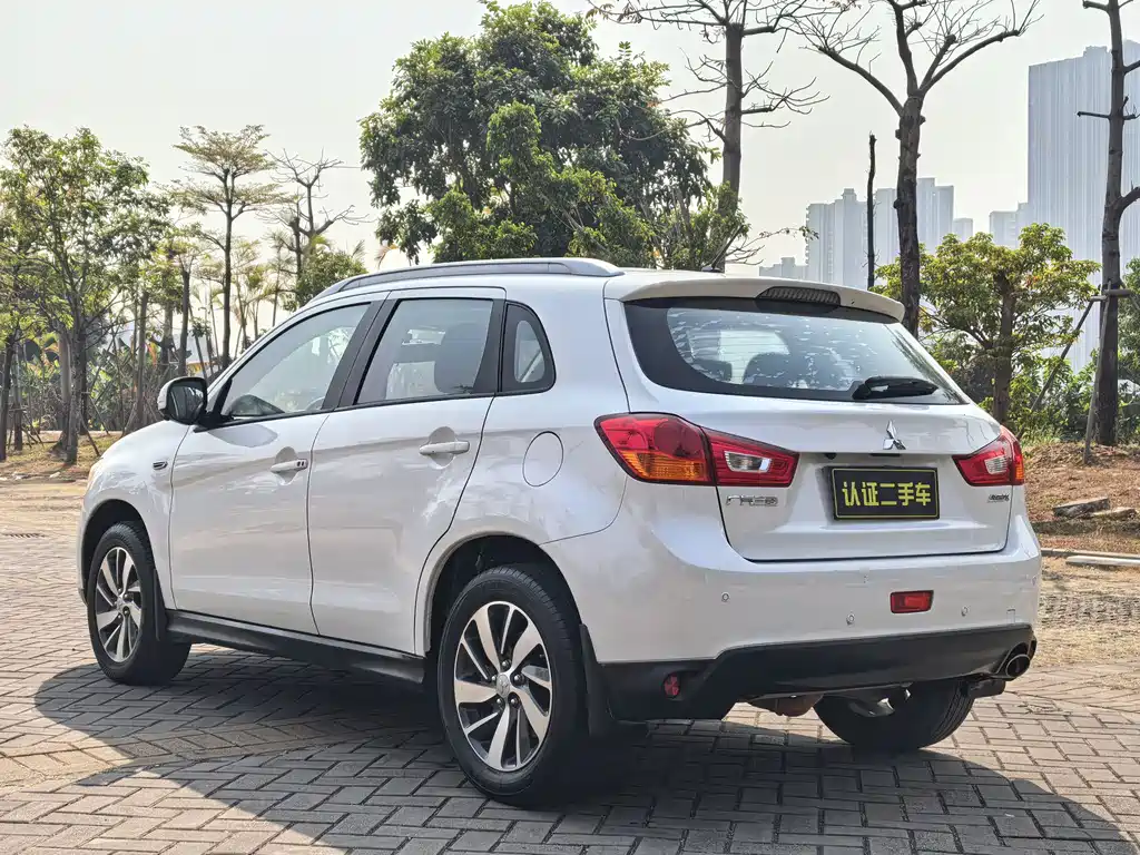 ASX 2.0 L CVT 2 WD Premium