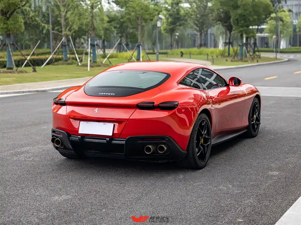 Roma 3.9 T V8