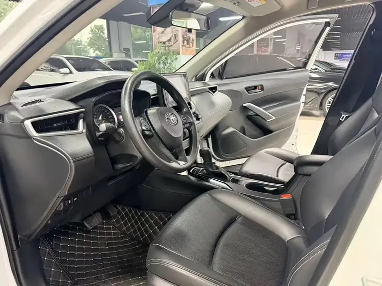 Toyota Corolla Cross 2.0 L Pioneer