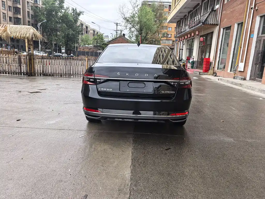 Superb Facelift TSI280 DSG Premium