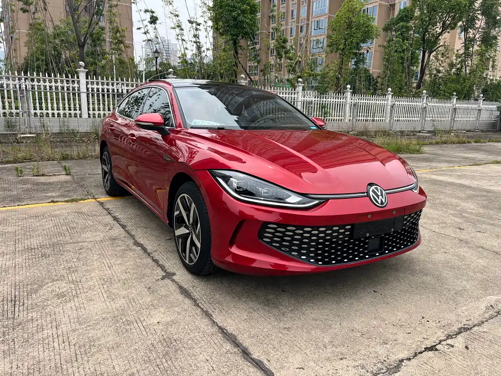 Lamando Lamando L 280 TSI DSG Spicy Cool