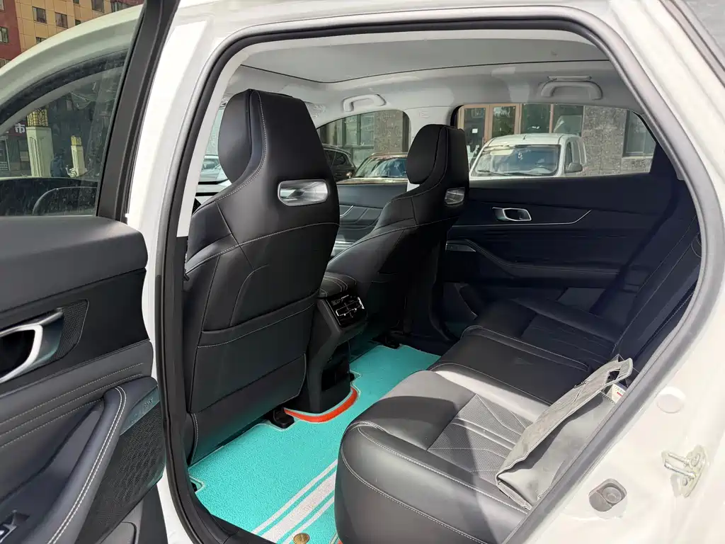Changan UNI-K 2.0 T 2 WD Joy