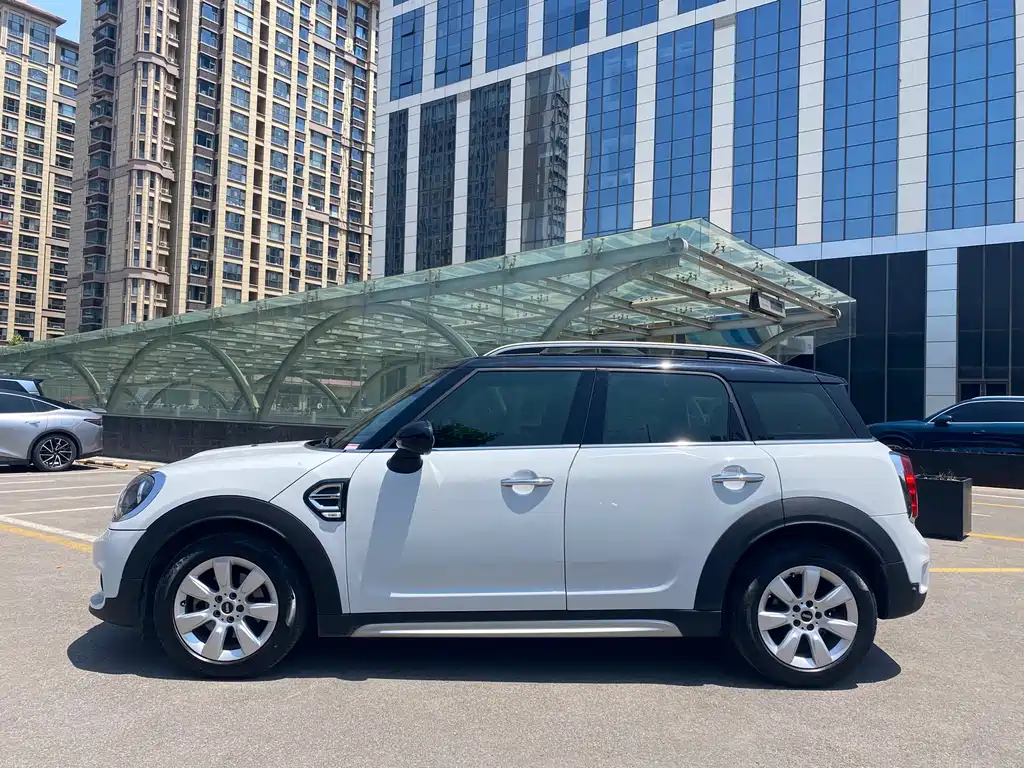 MINI COUNTRYMAN 1.5 T COOPER