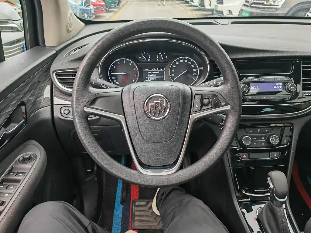 Encore 18 T Auto 2 WD Urban Leading