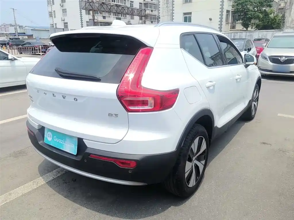 Volvo XC40 B3 Smart Vision Luxury