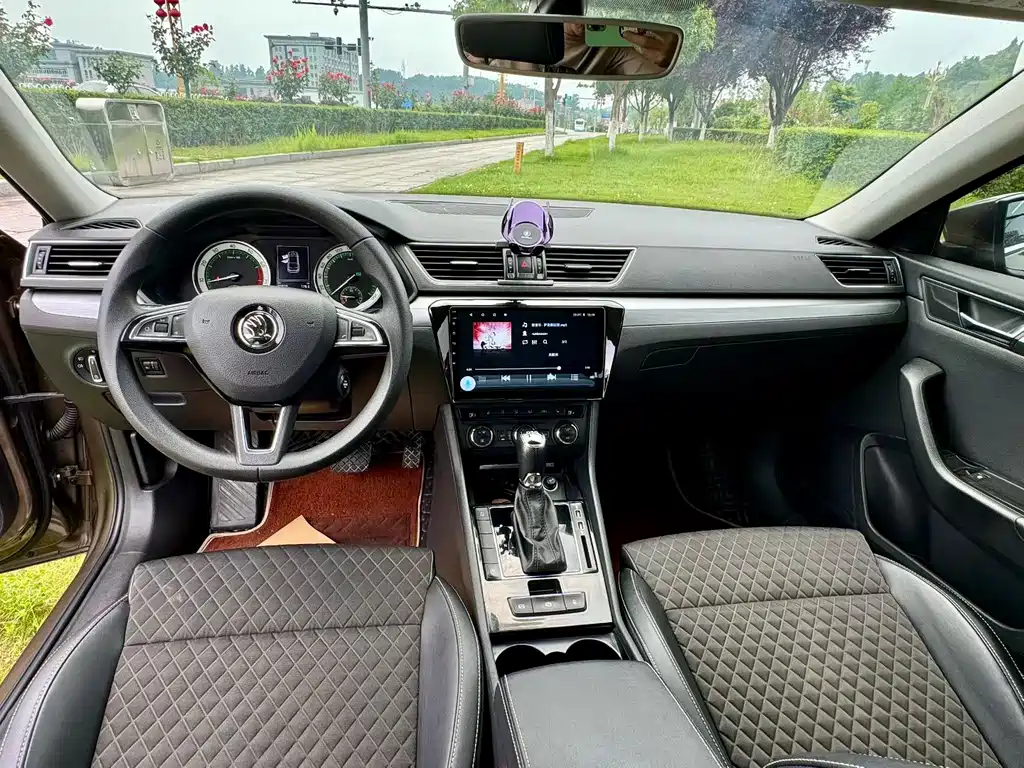 Superb 速派 2018款 TSI280 DSG舒适版 国VI