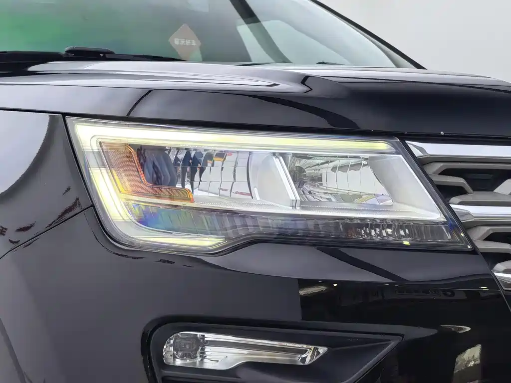 Explorer (Import) 2.3 T Style