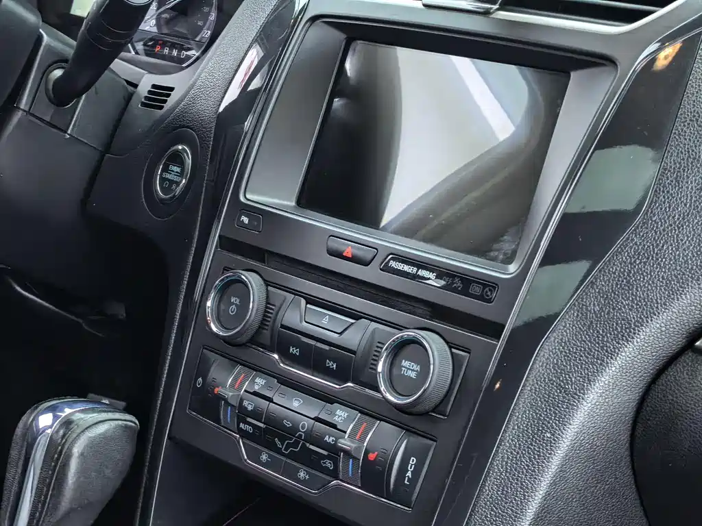 Explorer (Import) 2.3 T Style