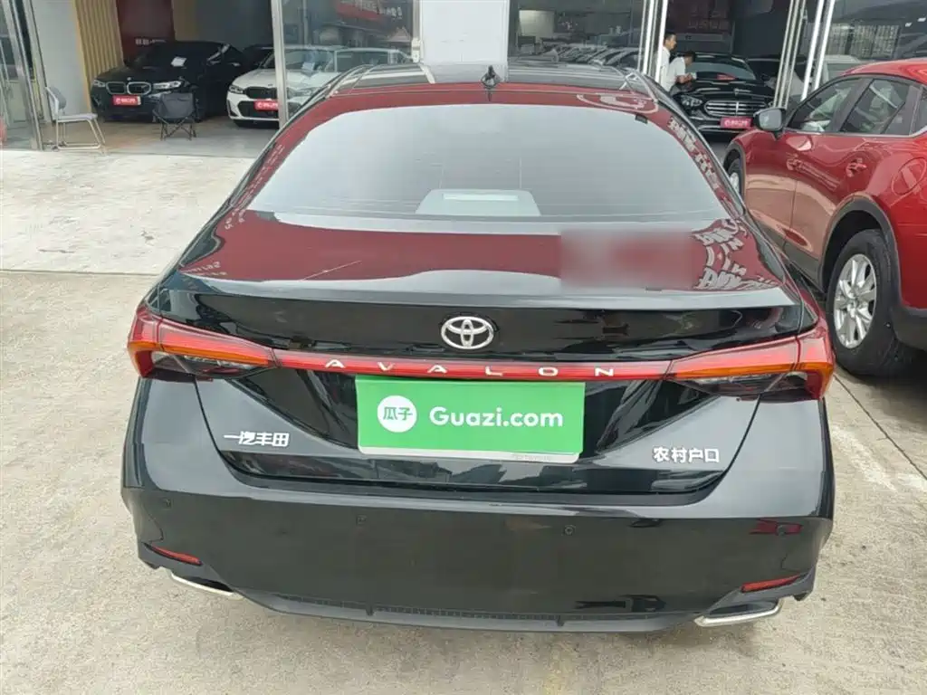 Avalon 2.0 L Luxury