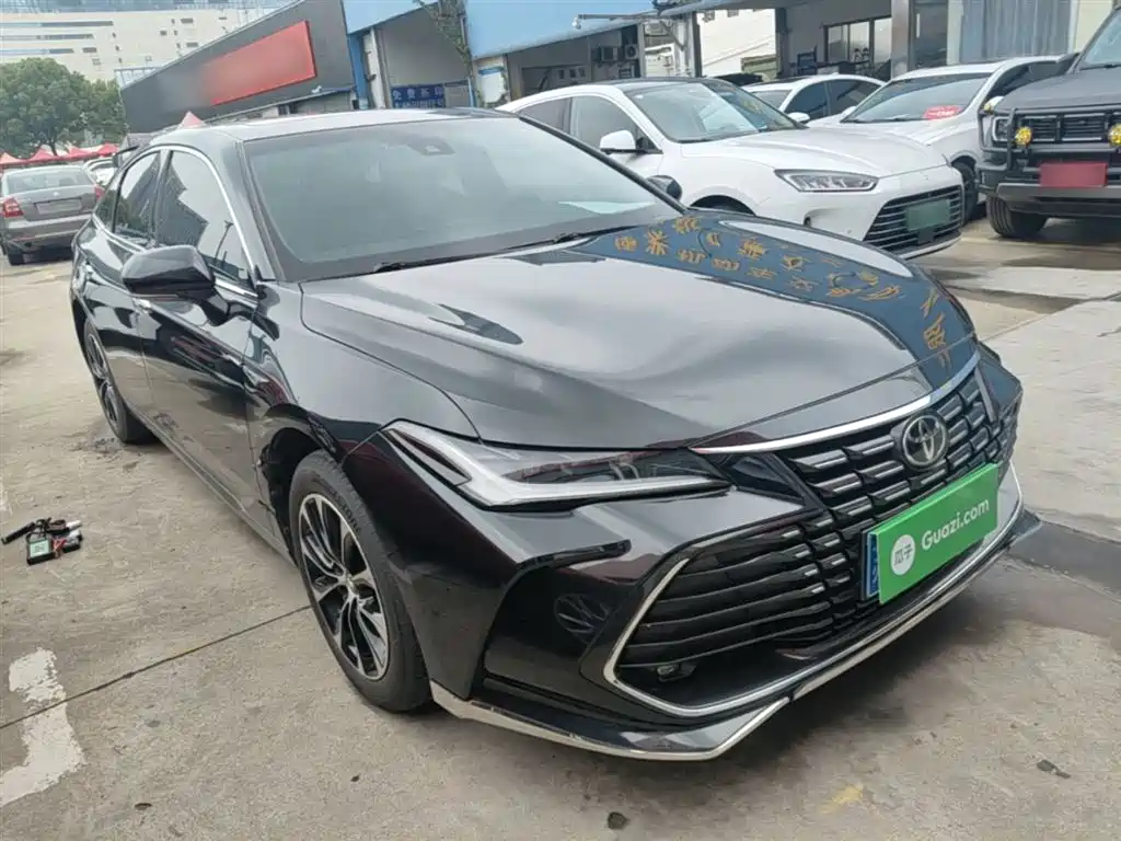 Avalon 2.0 L Luxury