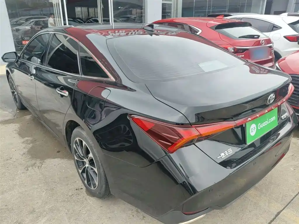 Avalon 2.0 L Luxury