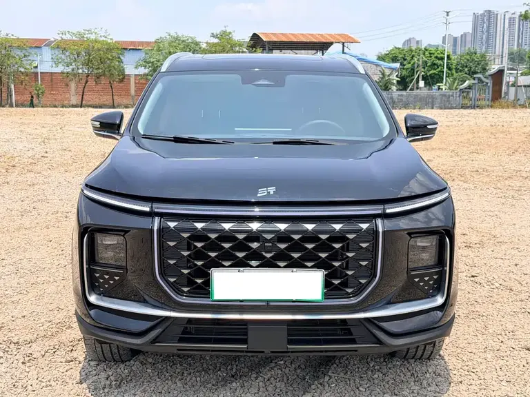 Jetour Shanhai L9 1.5 TD 2 DHT Pro 7-seat
