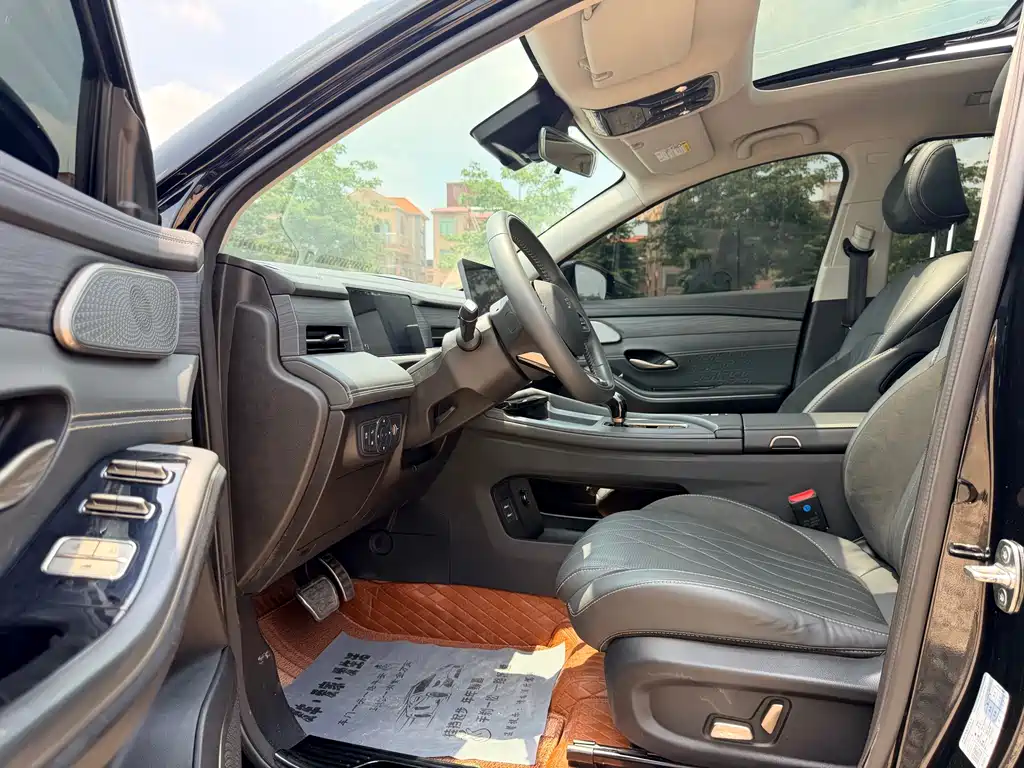Jetour Shanhai L9 1.5 TD 2 DHT Pro 7-seat