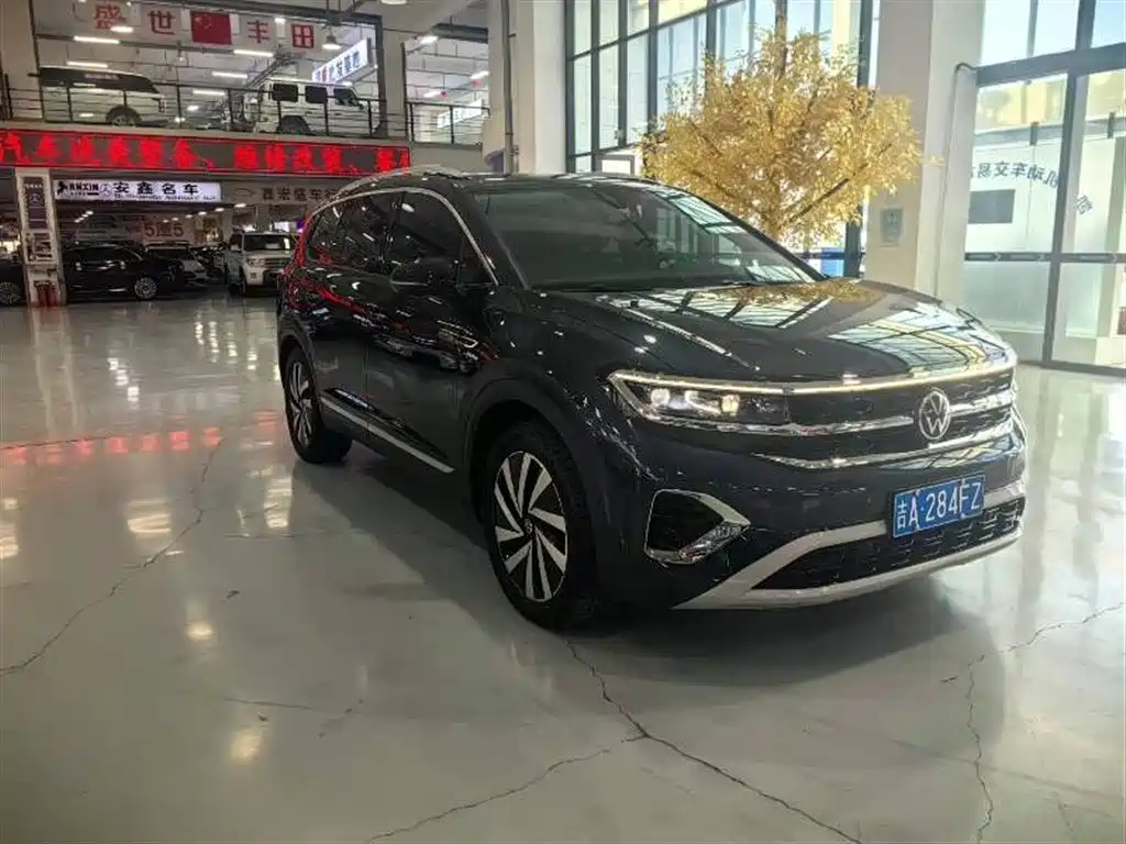 Talagon 380 TSI 4 WD Luxury Premium Realm Pro 6-seat