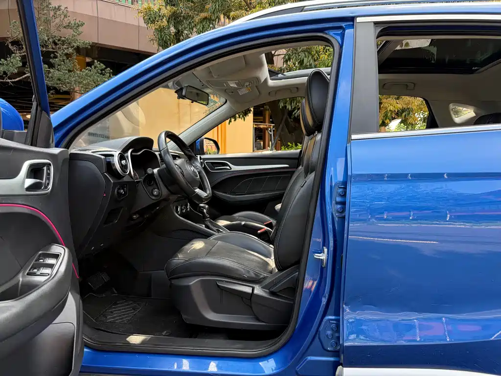 MG ZS 1.5 L Auto Luxury