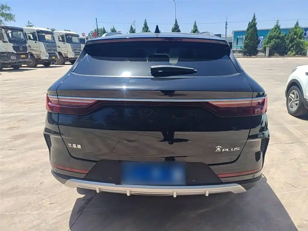 Song PLUS 1.5 T Auto Flagship