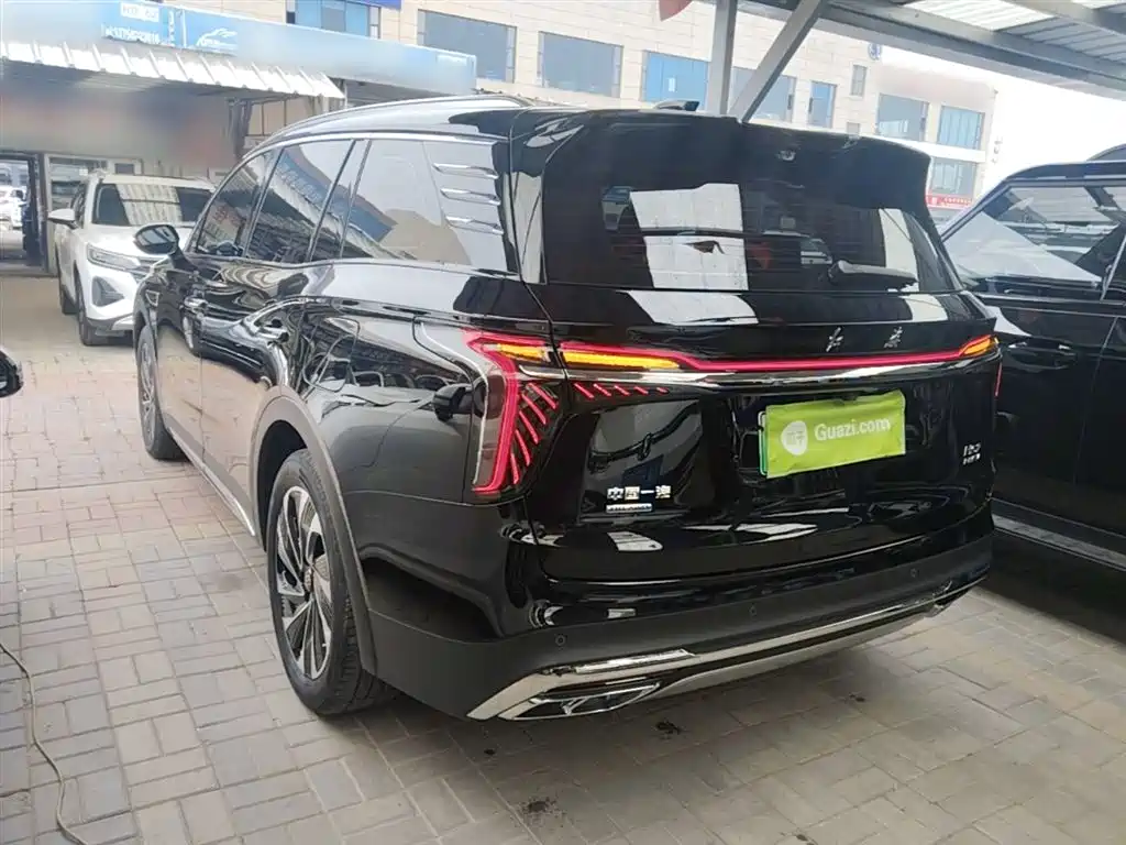 Hongqi HS7 PHEV 2.0 T PHEV 4 WD Flagship Smooth 6-seat