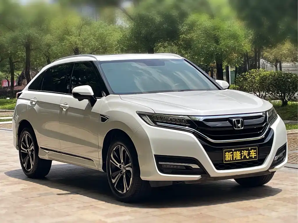 Honda UR-V 370 TURBO 4 WD Premium CN-V